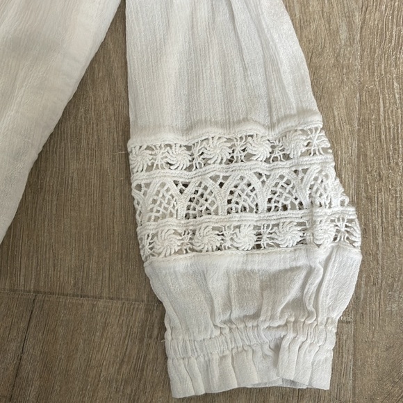 Top - Picture 3 of 4